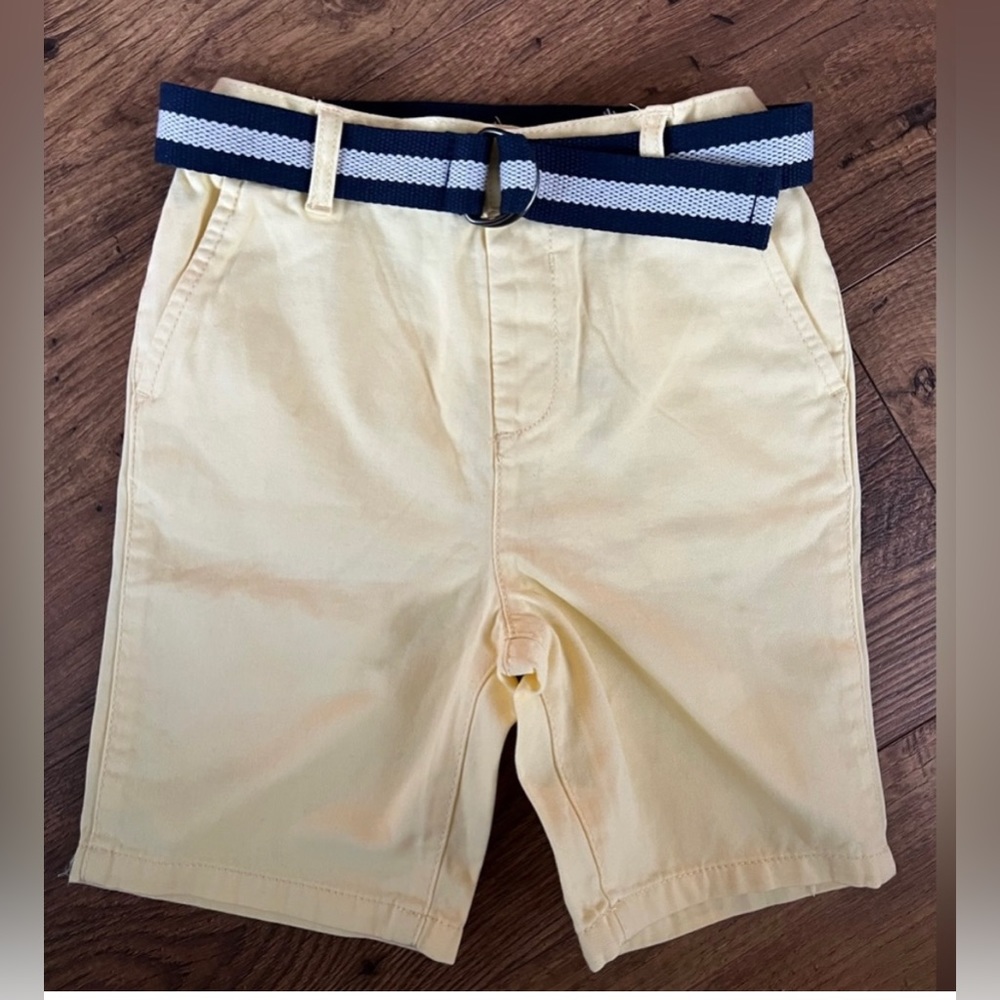 Boys 5T Light Yellow Shorts with belt